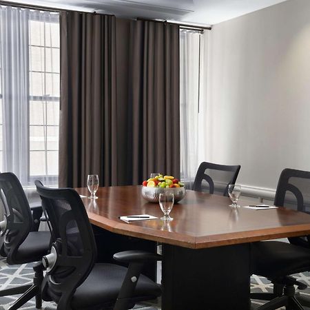 Hotel Phillips Kansas City, Curio Collection By Hilton Buitenkant foto