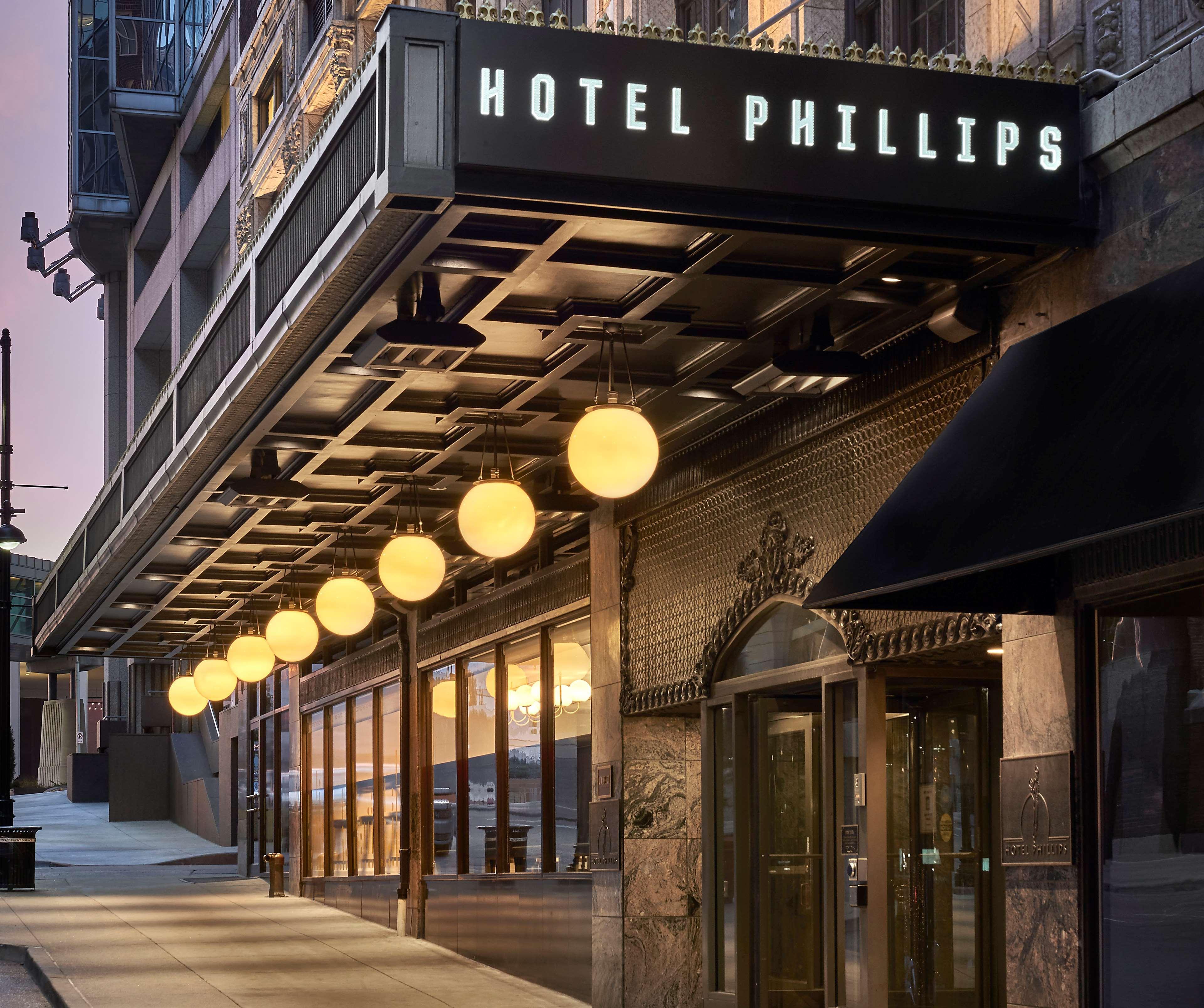 Hotel Phillips Kansas City, Curio Collection By Hilton Buitenkant foto