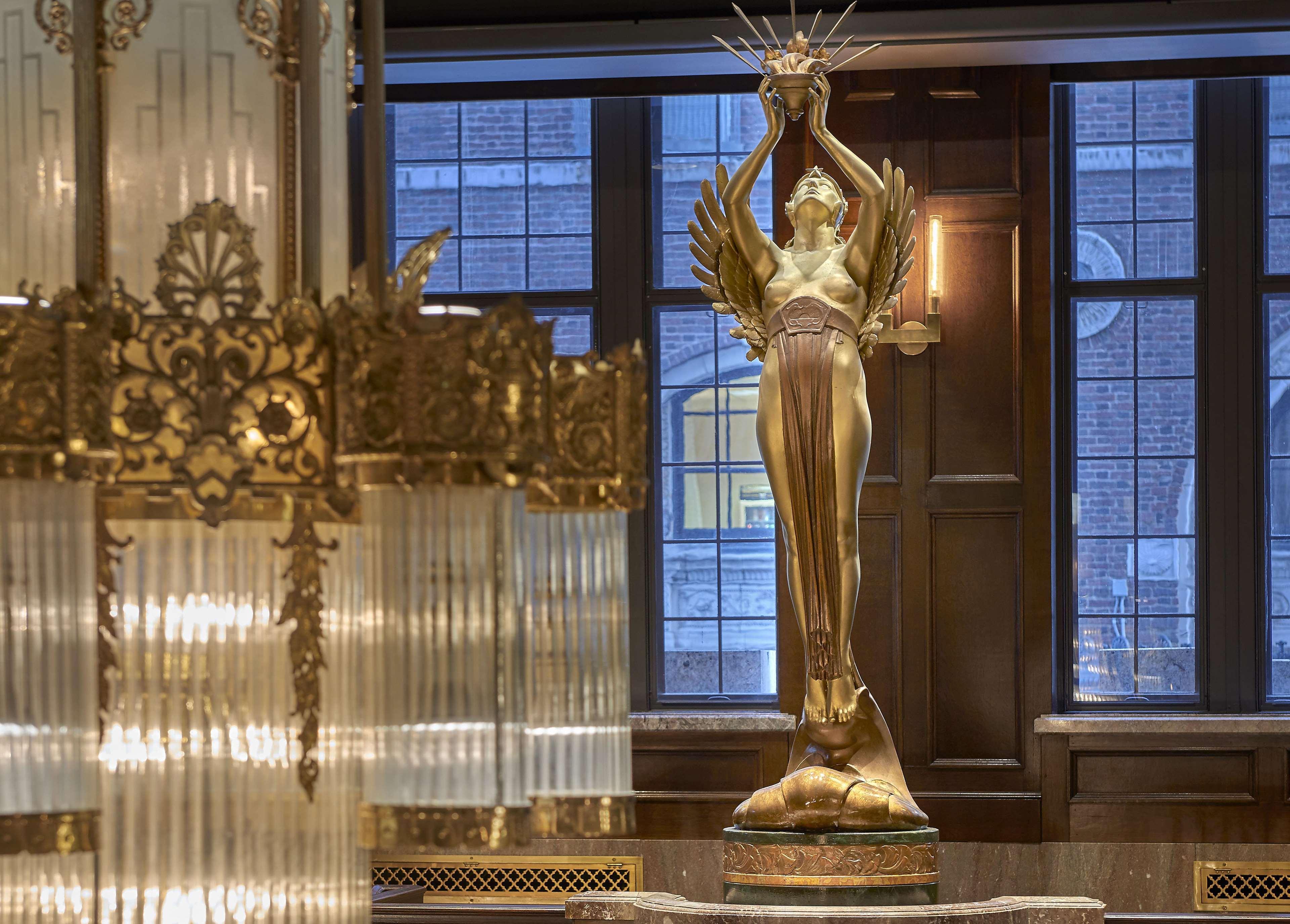 Hotel Phillips Kansas City, Curio Collection By Hilton Buitenkant foto