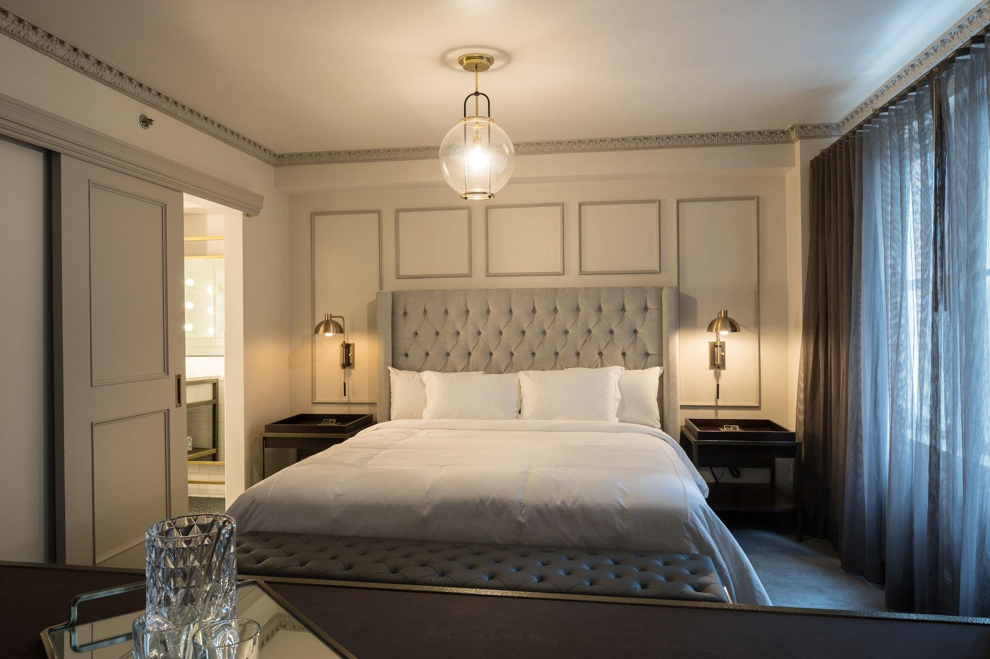 Hotel Phillips Kansas City, Curio Collection By Hilton Buitenkant foto