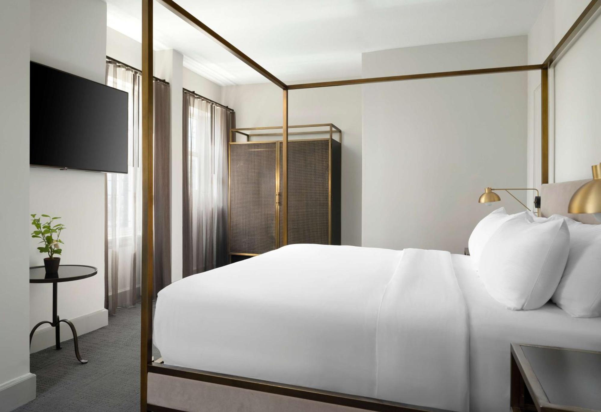 Hotel Phillips Kansas City, Curio Collection By Hilton Buitenkant foto