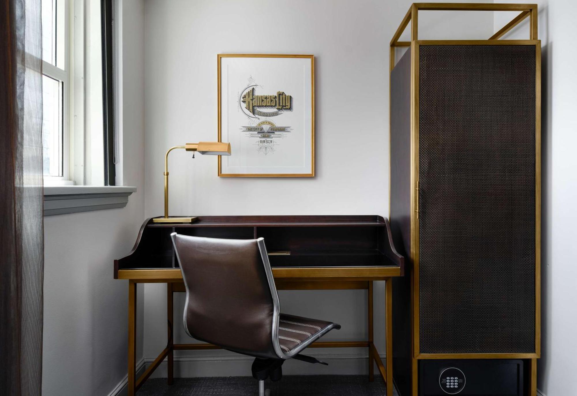 Hotel Phillips Kansas City, Curio Collection By Hilton Buitenkant foto