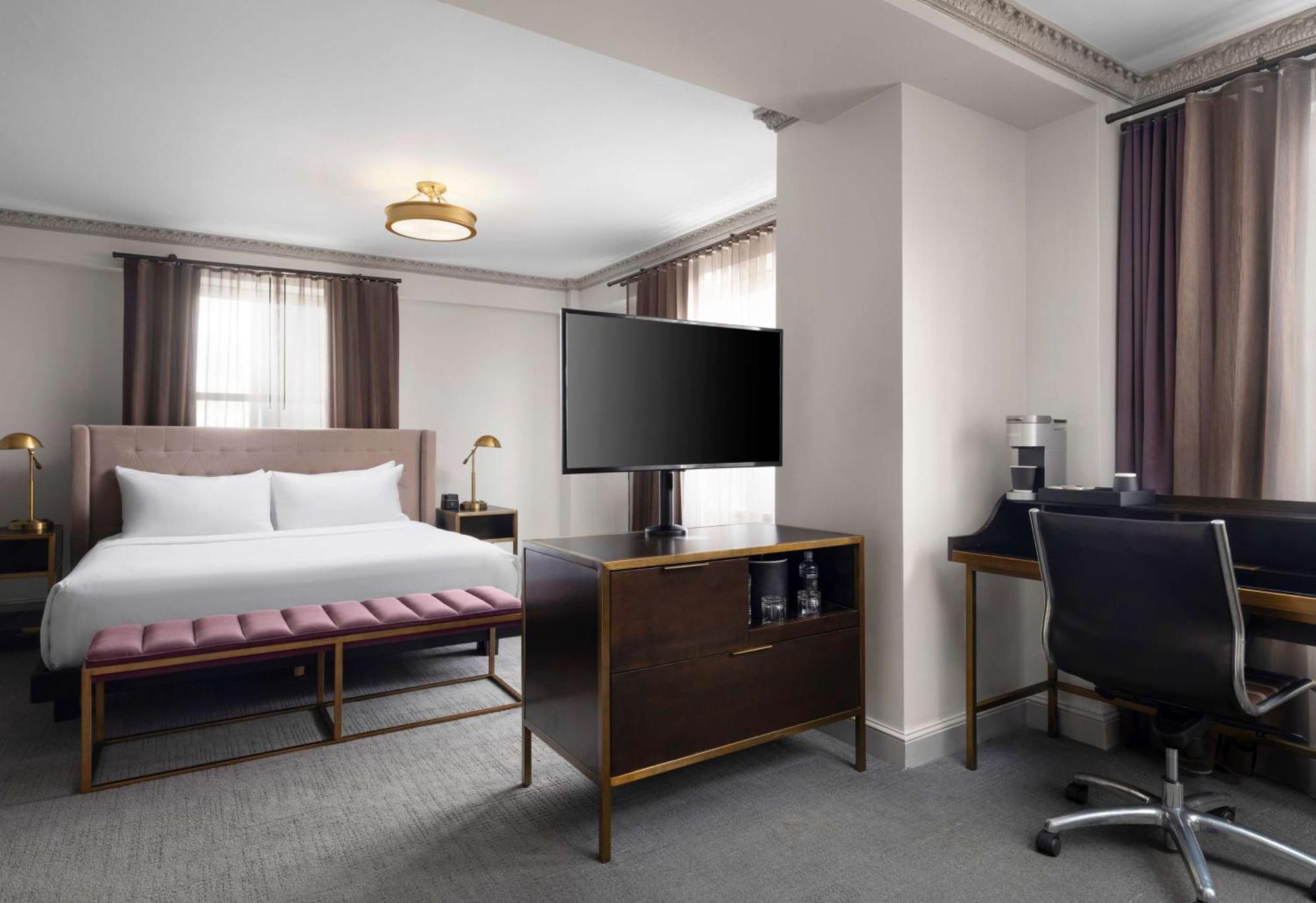 Hotel Phillips Kansas City, Curio Collection By Hilton Buitenkant foto