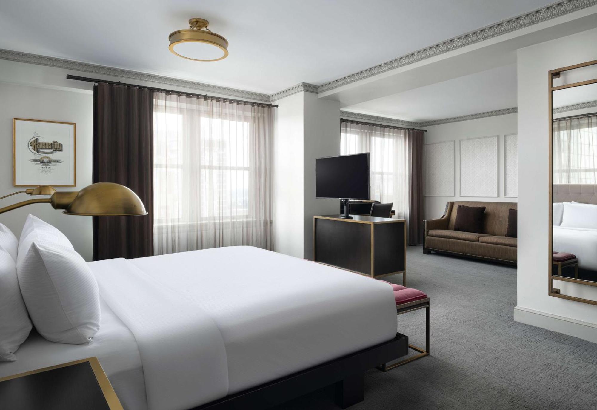 Hotel Phillips Kansas City, Curio Collection By Hilton Buitenkant foto