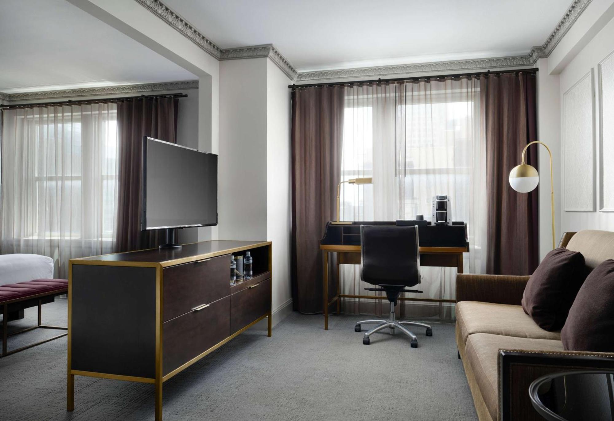 Hotel Phillips Kansas City, Curio Collection By Hilton Buitenkant foto